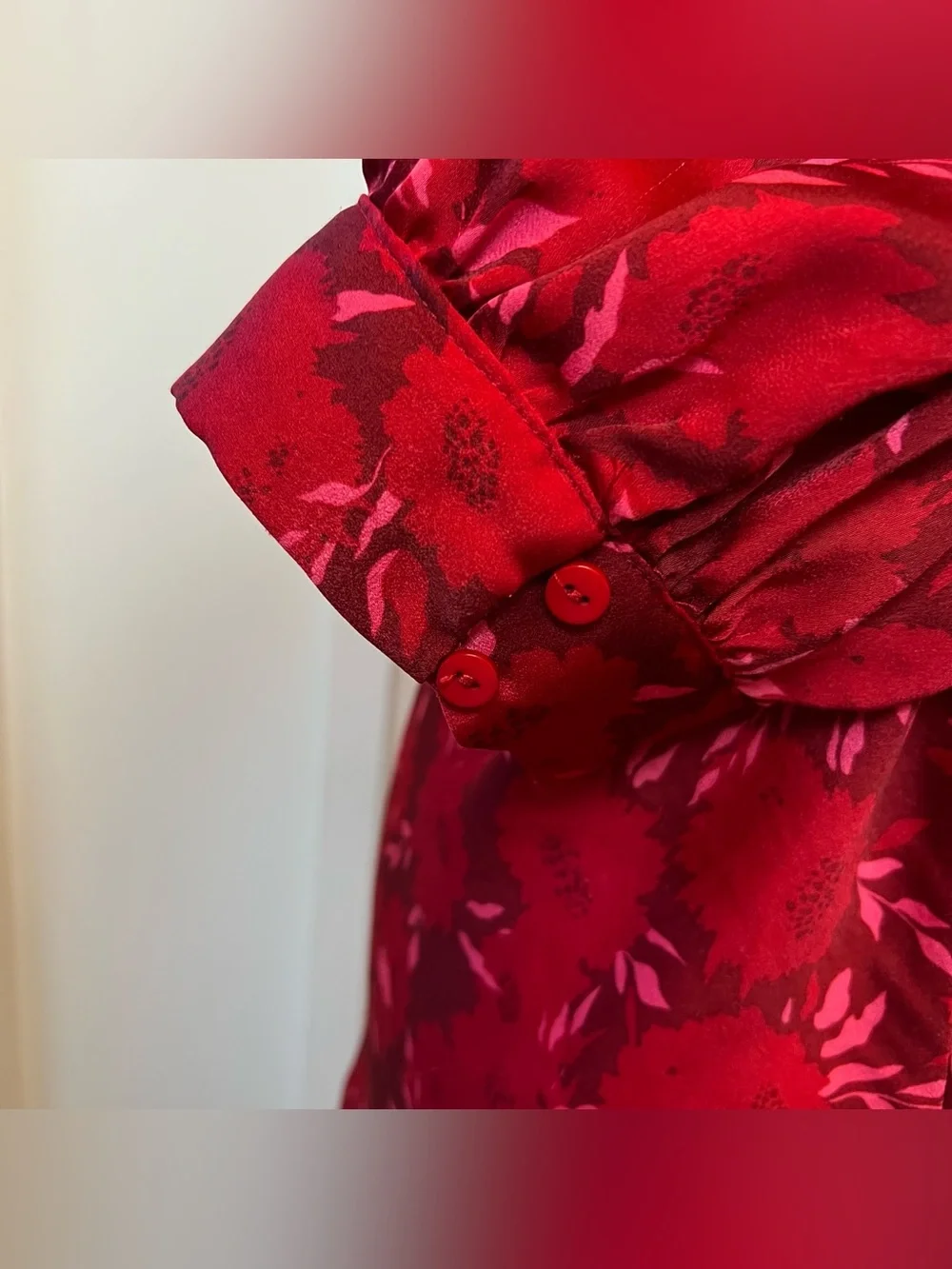 ASTR The Label Size Medium Red Floral Blouse Top Cowl Neck Halter Whimsigoth Y2K